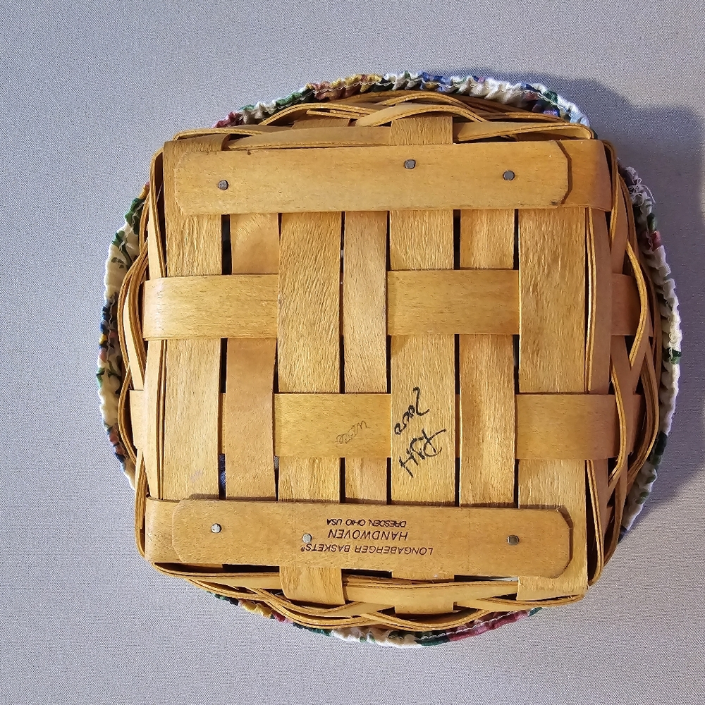 Longaberger Small Basket - Picture 3 of 4